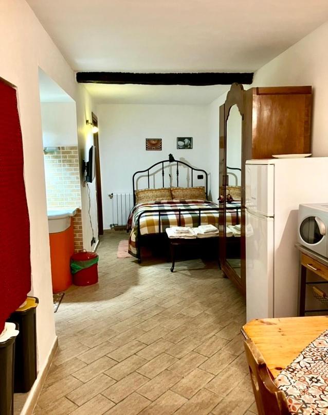 Case Vacanza Cipriano Spacious Apartment And Cosy Studio Monolocale Torretta  Exterior photo